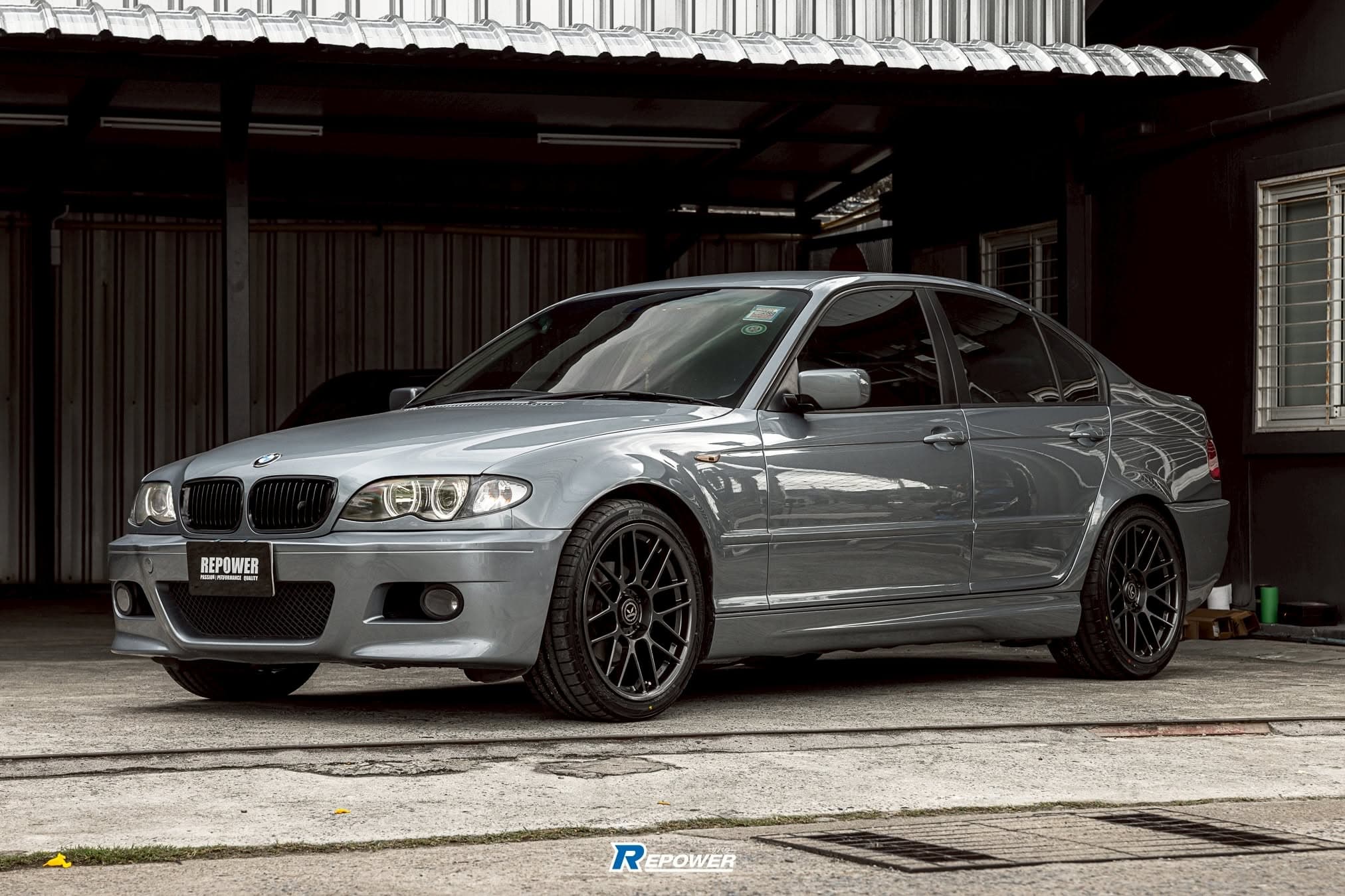 BMW 3 Series E46 318i 2005 Silver Grey · ARC-8R